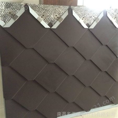 广西来宾市铝镁锰板 平锁扣幕墙系统装饰板 平锁扣板瓦片屋面系统