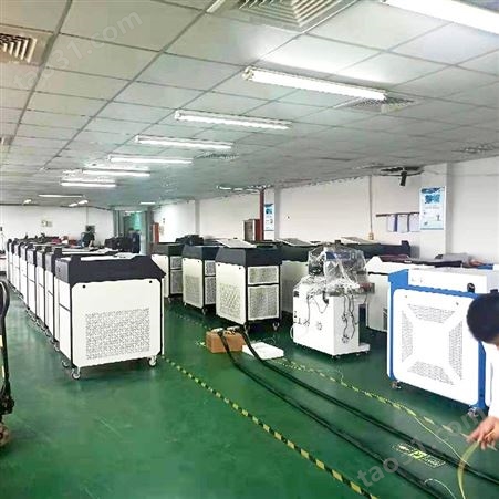 济南激光焊接机批发厂家 1000W-2000W手持自动送丝双摆焊接机 现货供应