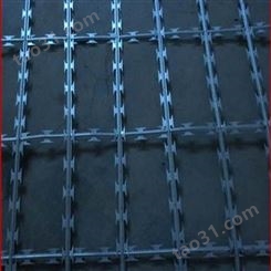 A焊接刀片刺网 润宁刀刺焊接网 焊接刺丝网隔离专用网
