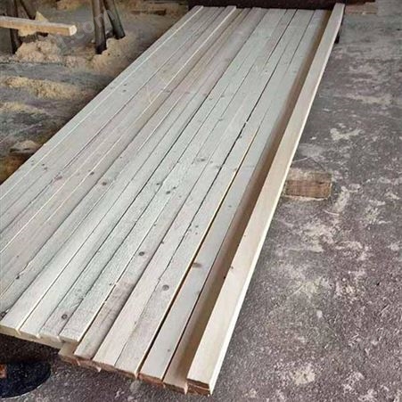 呈果木业建筑跳板 木材加工厂家直供10x10樟子松建筑跳板